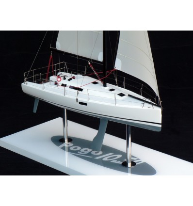 Custom Models - Pogo Structures - Pogo 10 50 b - Abordage