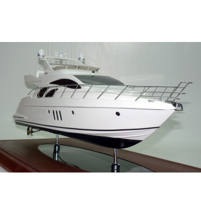 Custom Models - Azimut - Azimut 55 "Alias" - Abordage