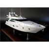 Custom Models - Viking Yachts - Viking Princess 70 "Dealership" - Abordage