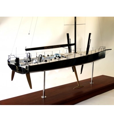 Custom Models - - BOTIN 80 "BEAU GESTE" - Abordage