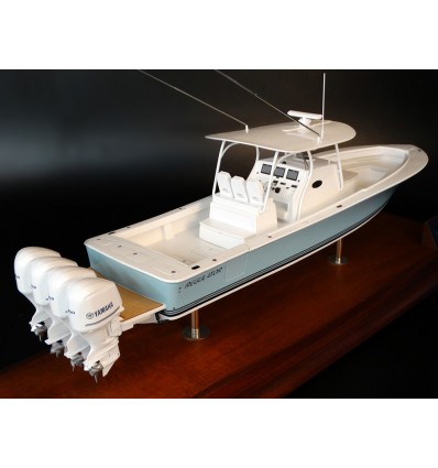 Custom Models - Regulator Marine - REGULATOR 41 - Abordage