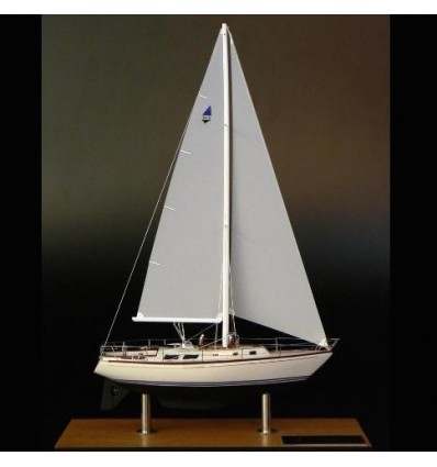 Custom Desk Models - Bristol Sailboats - Bristol 38.8 desk model - Abordage