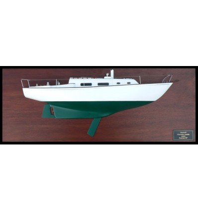 Custom Half Models - Pearson Vanguard - Pearson 35 Half Model - Abordage