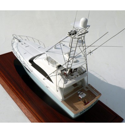 Custom Models - Bertram - Bertram 540 - Abordage