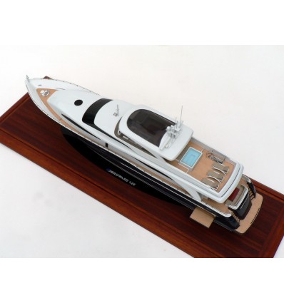 Custom Models - Broward - Broward 128 - Abordage