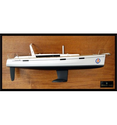 Custom Half Models - Beneteau - Beneteau Oceanis 45 half model with deck details - Abordage