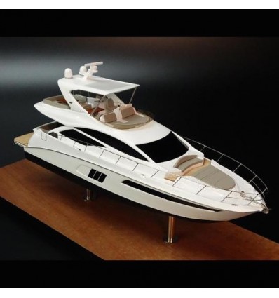 Custom Desk Models - Sea Ray - Sea Ray L590 Flybridge desk model - Abordage