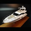 Custom Desk Models - Sea Ray - Sea Ray L590 Flybridge desk model - Abordage