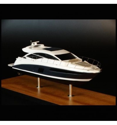Custom Desk Models - Sea Ray - Sea Ray L590 Express desk model - Abordage