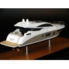 Custom Desk Models - Sea Ray - Sea Ray L650 Express desk model - Abordage