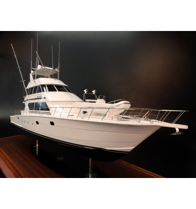Custom Models - Hatteras - Hatteras 92 custom boat model - Abordage