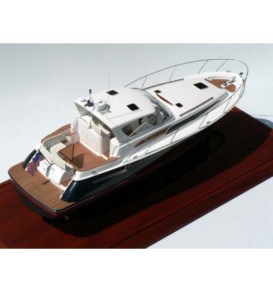Custom Models - Chris Craft - Chris Craft Roamer 40 "Althea" - Abordage