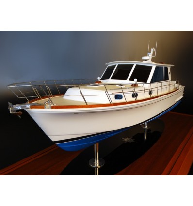 Custom Models - Grand Banks - Grand Banks Eastbay 46 custom model - Abordage