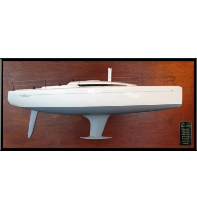 Custom Half Models - Italia Yachts - Italia Yachts 9.98 half model - Abordage