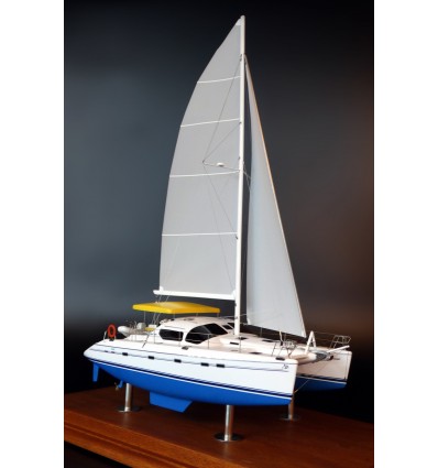 Custom Models - Alliaura - Privilège 495 Catamaran custom model - Abordage