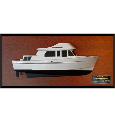 Custom Half Models - - Hershine 37 half model with cabin and cockpit only - Abordage