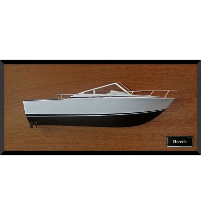 Custom Half Models - Bertram - Bertram Moppie 28 half model with deck details - Abordage