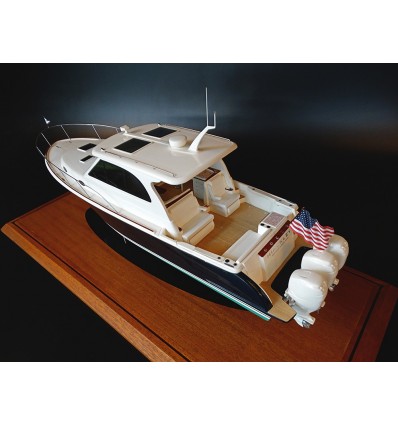 Custom Models - Hinckley - Hinckley 40X model - Abordage