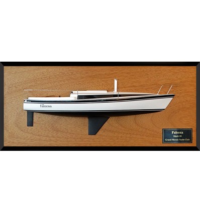 Custom Half Models - - Merit 25 half model - Abordage