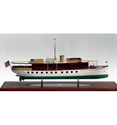 Custom Models - Mathis-Trumpy - Mathis-Trumpy Classic 104' "Freedom" - Abordage