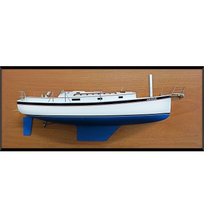 Custom Half Models - - Nonsuch 33 half model with deck details - Abordage