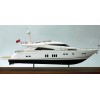 Custom Models - Fairline - Fairline Squadron 78 - Abordage