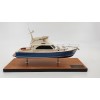Custom Models - Hinckley - Hinckley Talaria 43 desk model - Abordage