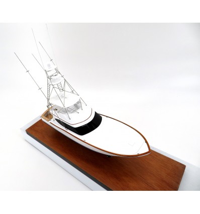 Custom Models - Hatteras - Hatteras 63 GT custom desk model - Abordage