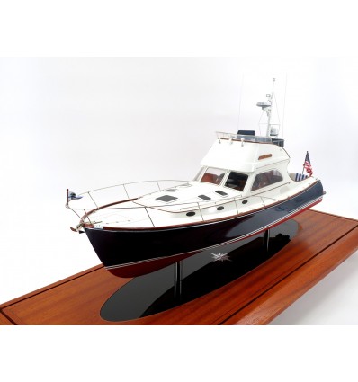 Custom Models - Hinckley - Hinckley Talaria 44 Flybridge custom model - Abordage