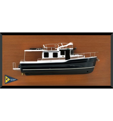 Custom Half Models - Ranger Tugs - Ranger Tug R-31 CB custom half model with deck details - Abordage