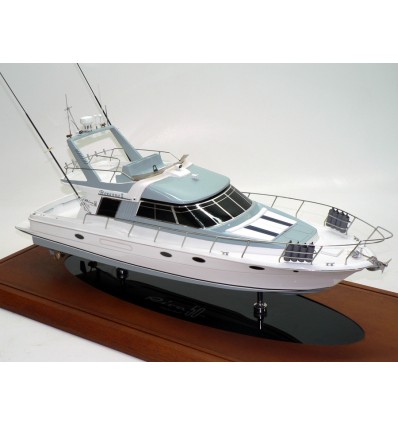 Custom Models - Riva - Riva 50 "Roxanna II" - Abordage