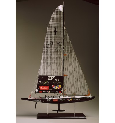 America's Cup Boats - - Team New Zealand 2003 - Abordage