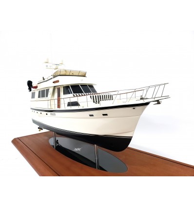 Custom Models - Hatteras - Hatteras 58 MY custom model - Abordage