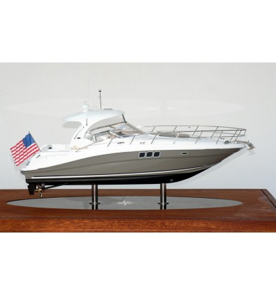 Custom Models - Sea Ray - Sea Ray 40 Sundancer "Family Affair" - Abordage