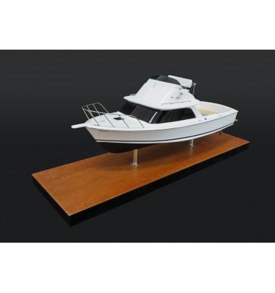 Custom Desk Models - Bertram - Bertram 31 desk model - Abordage