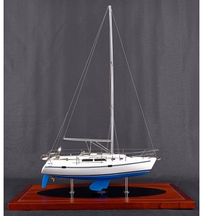 Custom Desk Models - Catalina - Catalina 320 desk model - Abordage