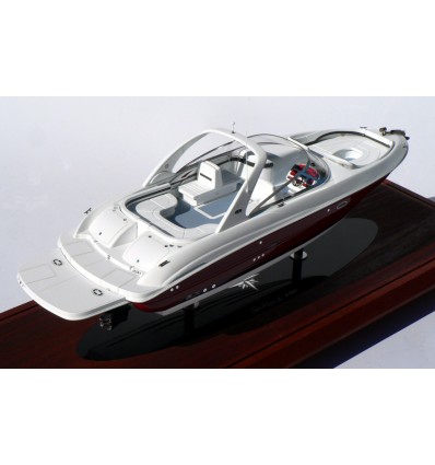 Custom Models - Sea Ray - Sea Ray 290 - Abordage