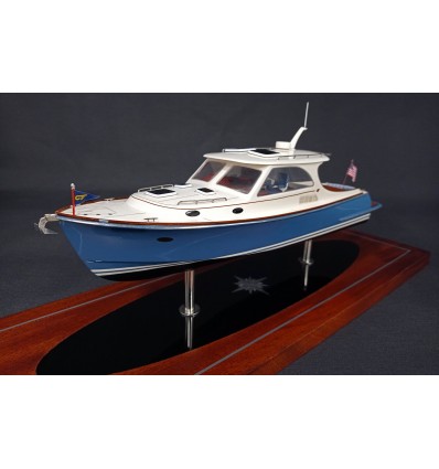 Custom Desk Models - Hinckley - Hinckley Picnic 40 custom desk model - Abordage