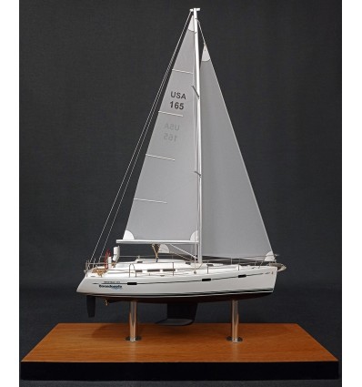 Custom Desk Models - Beneteau - Beneteau 373 desk model - Abordage
