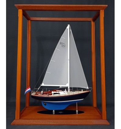 Custom Models - - Medalist 33 custom sailboat - Abordage