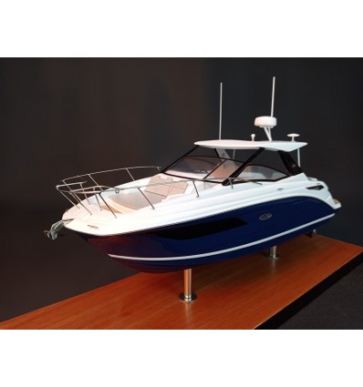 Custom Desk Models - Sea Ray - Sea Ray DA320 Sundancer custom desk model - Abordage