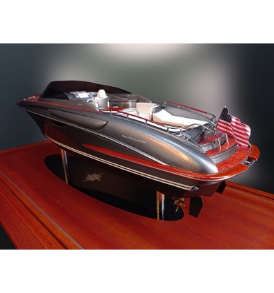 Custom Models - Riva - Rivarama 44 custom model - Abordage