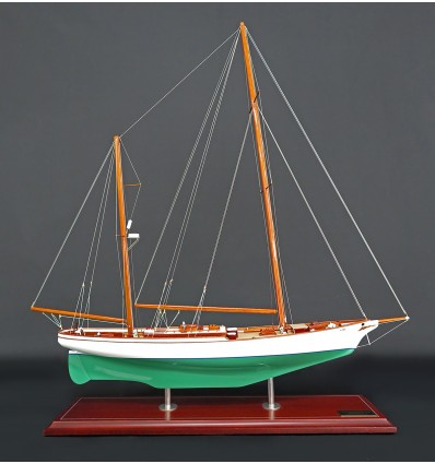 Classic Yachts - - Ticonderoga 1936 - Abordage