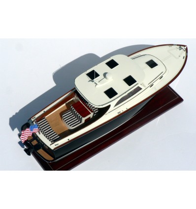 Custom Models - Hinckley - Hinckley Picnic "Camp David" - Abordage