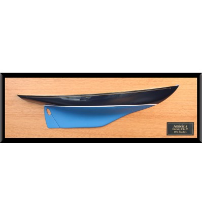 Hinckley Pilot 35 flush deck half hull