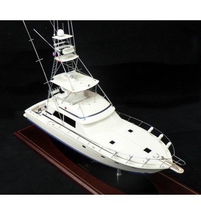 Custom Models - Bertram - Bertram 54 "Maple Leaf" - Abordage