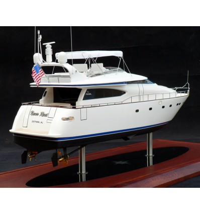 Custom Models - Maiora - Maiora "Never Rest" - Abordage