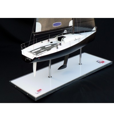 Custom Models - Farr - Farr 40 "Nerone" - Abordage