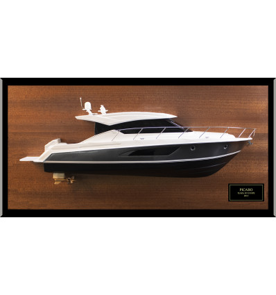 Tiara 50 Coupe custom half model with deck details
