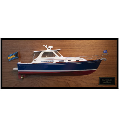 Sabre Express 38 power boat custom half model